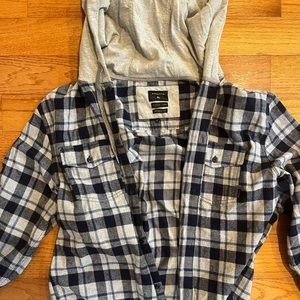 QUIKSILVER BUTTON UP FLANNEL/HOODIE